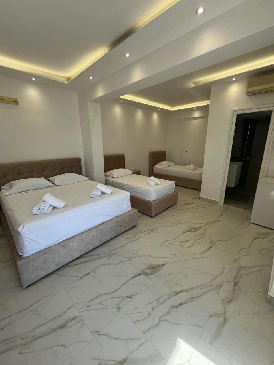 Harmony Apartments Dhërmi Esterno foto