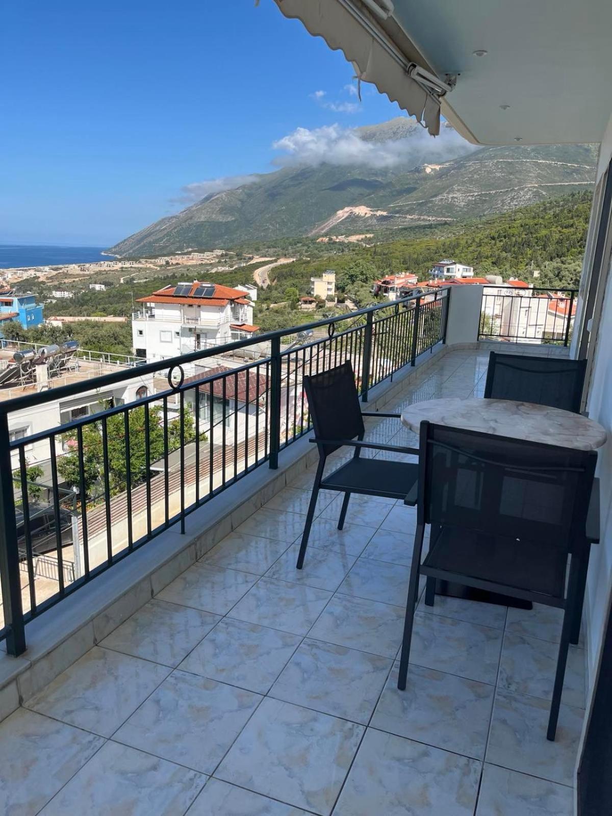 Harmony Apartments Dhërmi Esterno foto